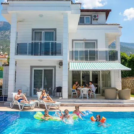 Four Seasons 1 - Ovacik *