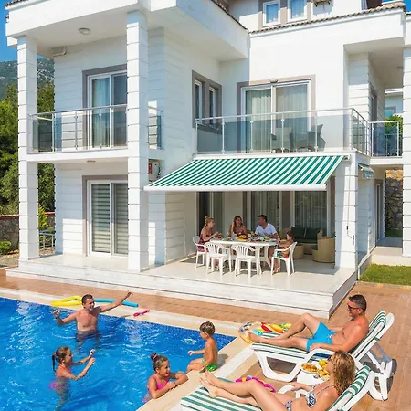 Four Seasons 1 - Ovacik *